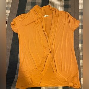 Women’s short sleeve cardigan